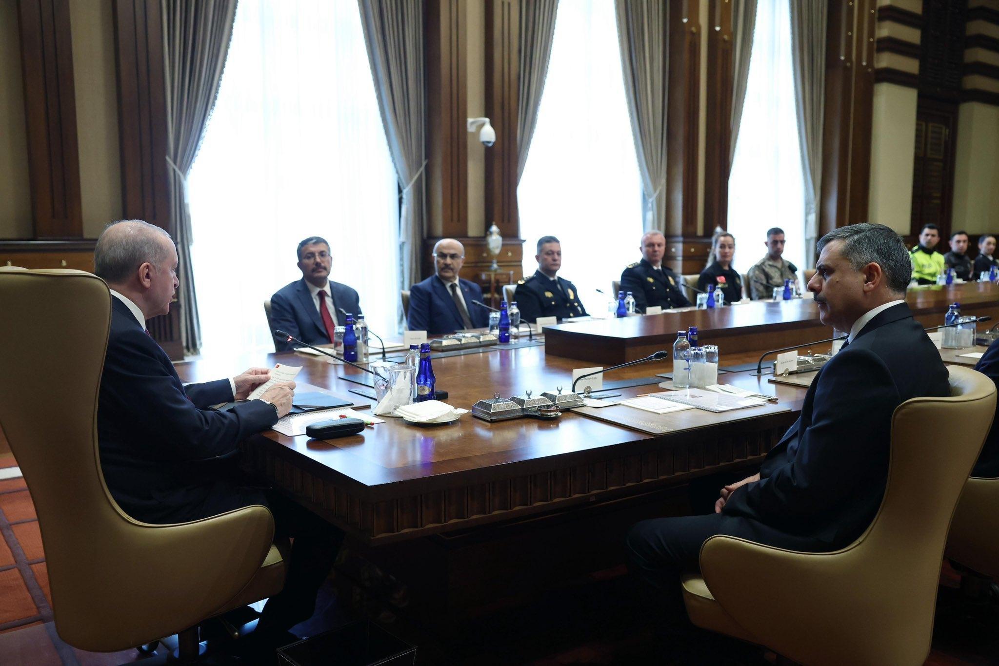 Cumhurbaşkanı Erdoğan, Polis Haftası’nda Bakan Çiftçi ve heyetini kabul etti
