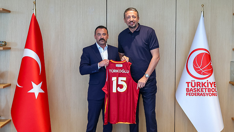 Galatasaray'dan Hidayet Türkoğlu'na ziyaret